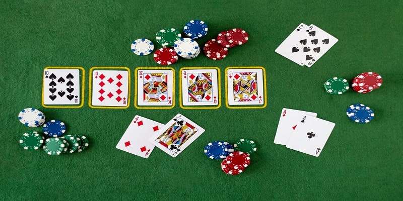 Luật chơi poker là gì? Nắm rõ để đưa ra những quyết định đúng đắn